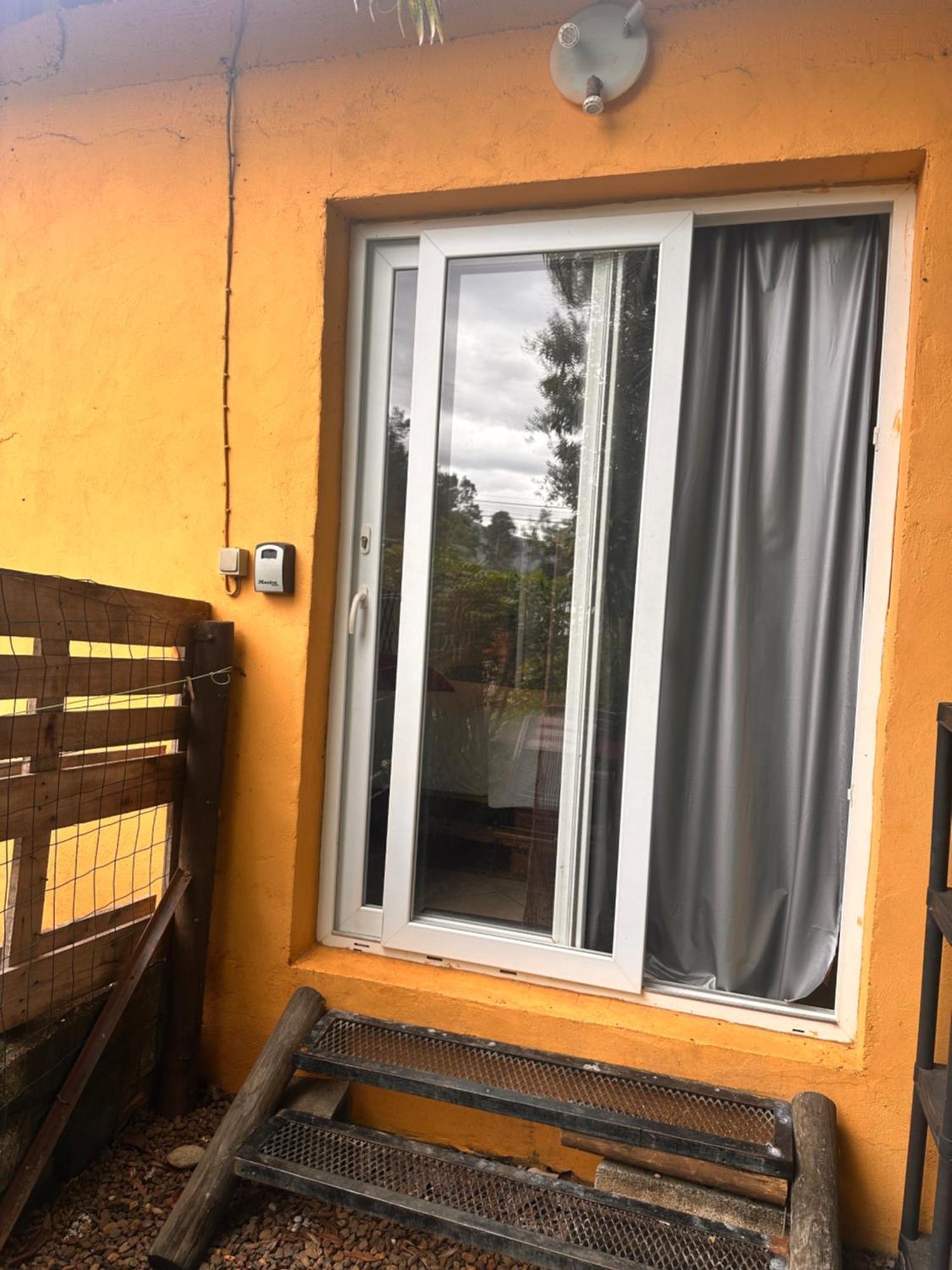 B&B Tontout'Ailes Le Cosy La Tontouta Экстерьер фото